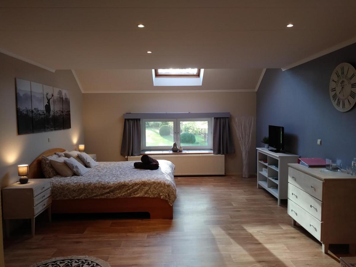Petites-Tailles - Chambre D'Hotes Vielsalm Exterior foto